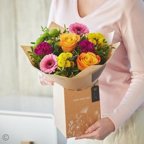 Florist Design Gift Box Bright